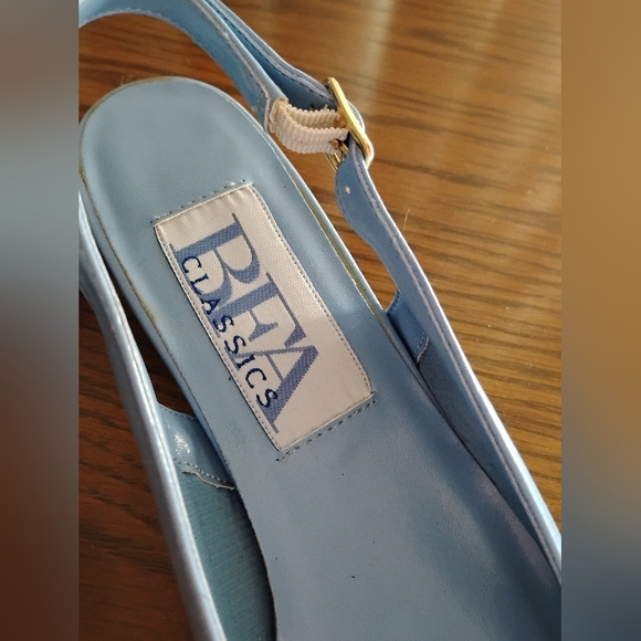 BFA Classics Women's Light Blue Slingback Heels 1.5" Man-made Materials 8.5M - Picture 6 of 8